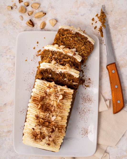 Torta de zanahoria, nueces y queso crema