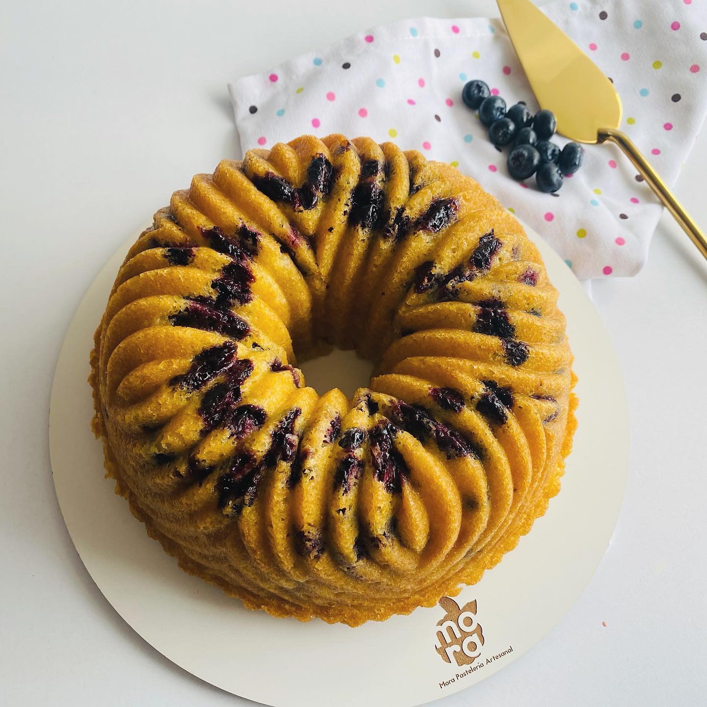 Corona de vainilla y agraz